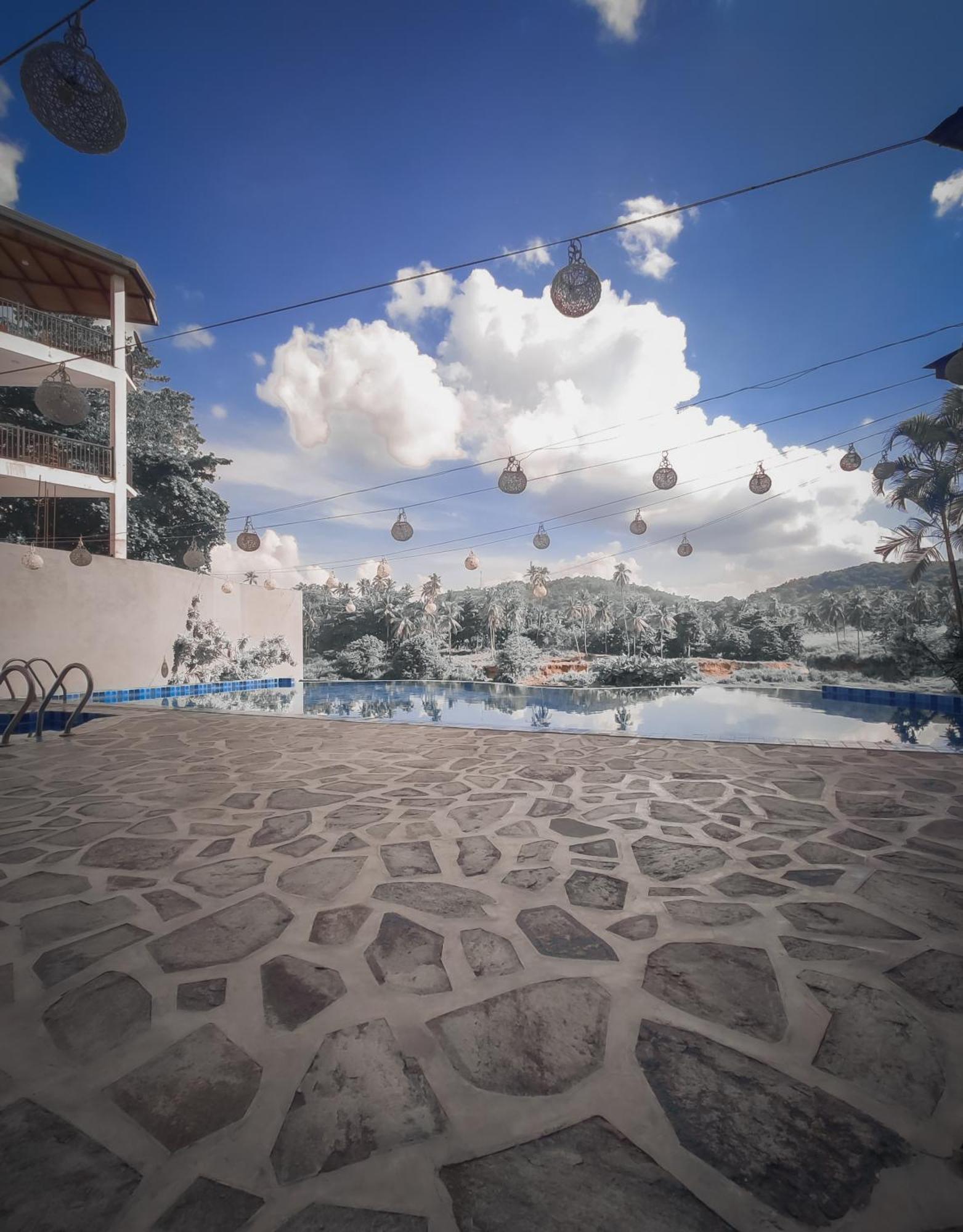 Hotel Elephant Park - New Deal! Half Off Airport Pickups Available Pinnawala  Exterior photo